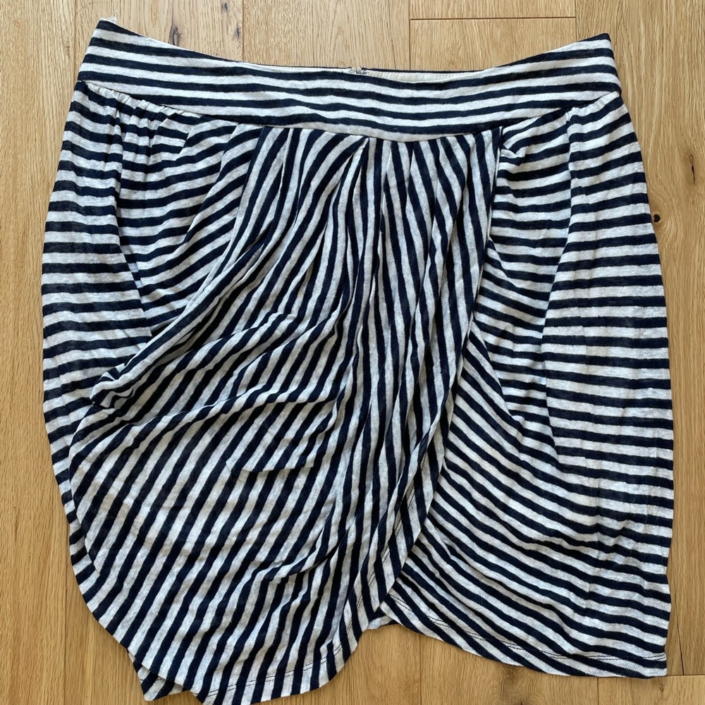 Tulip style striped skirt